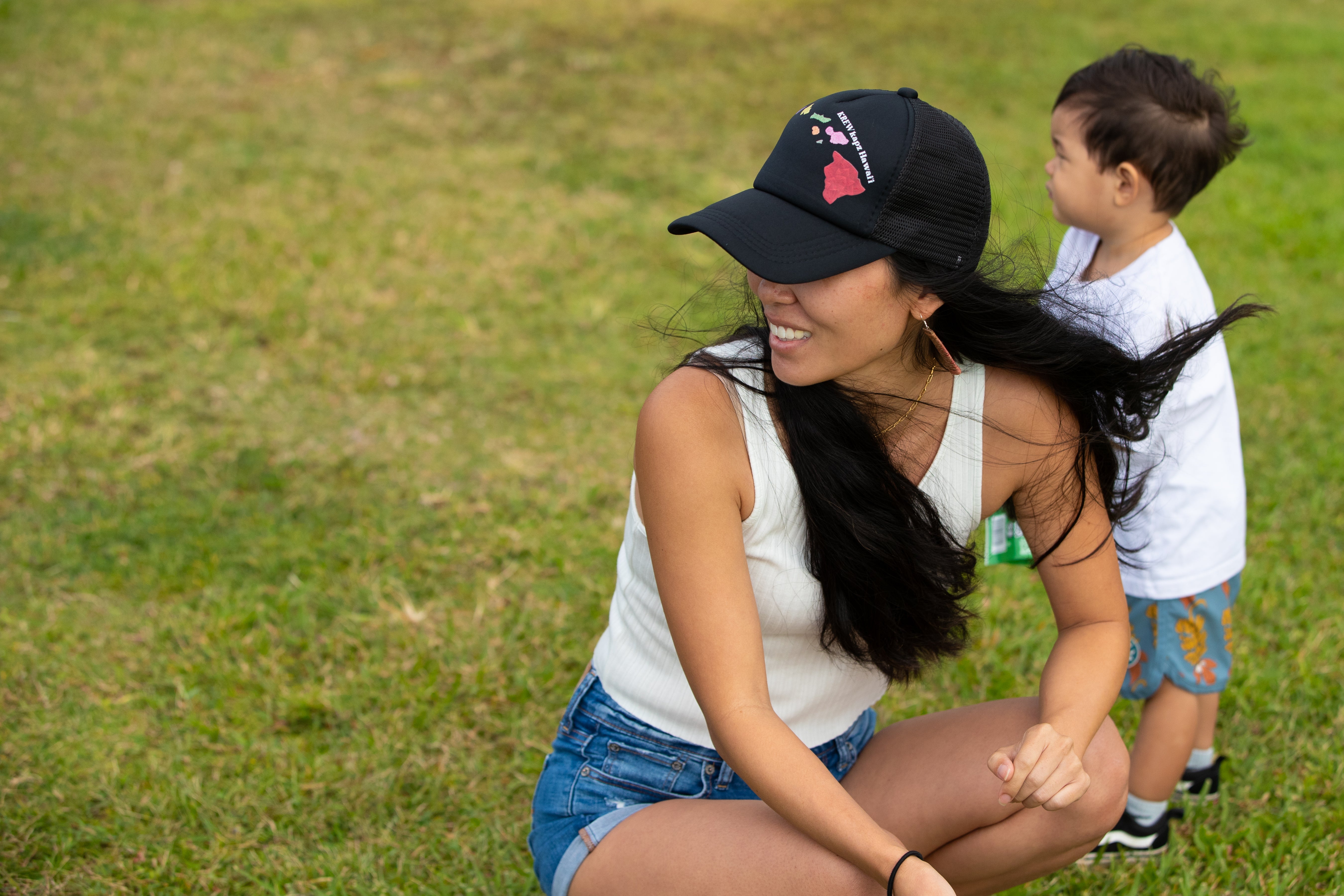 Adult Black Hawaiian Islands Trucker Pāpale